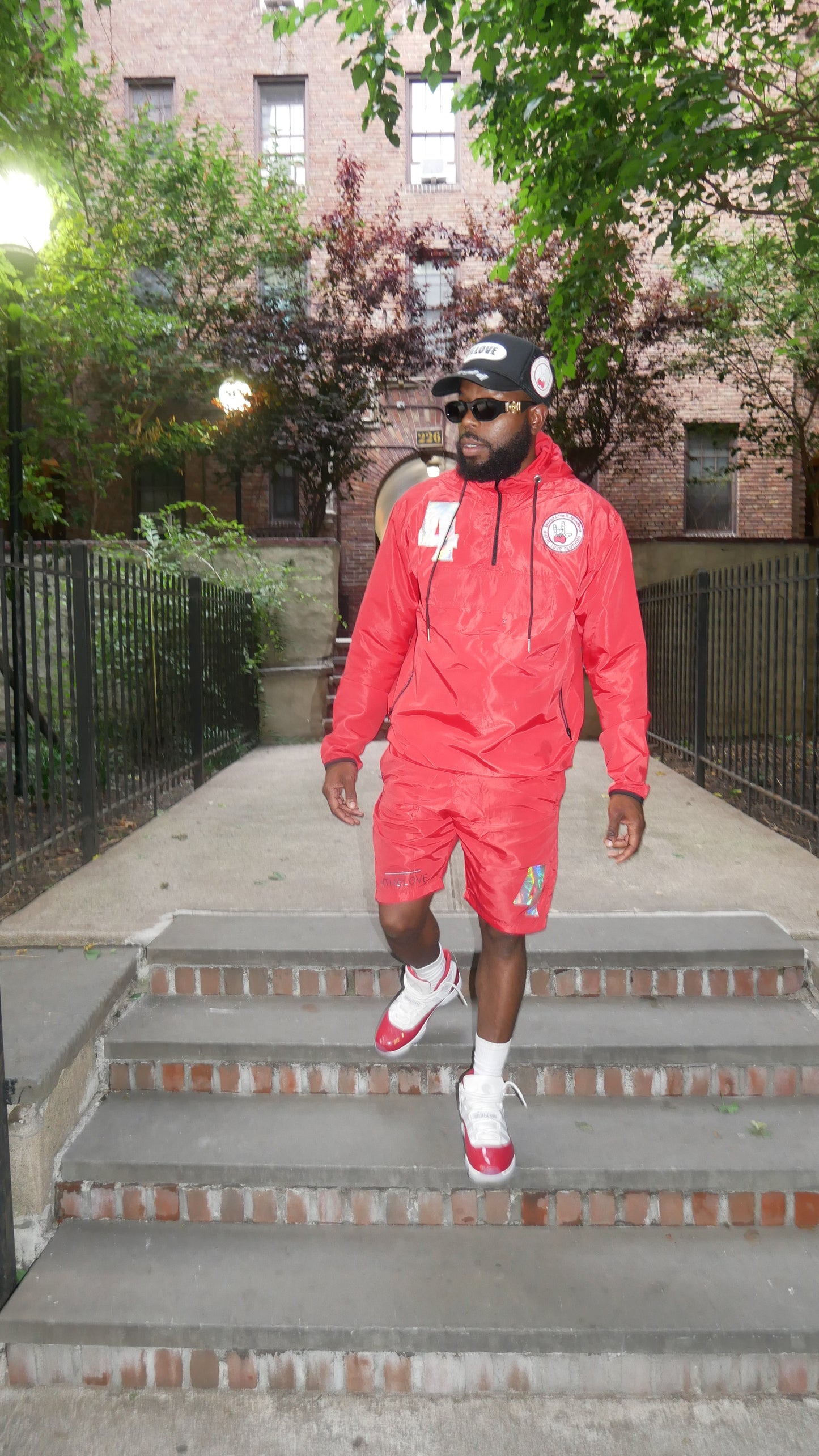 E4TL Windbreaker